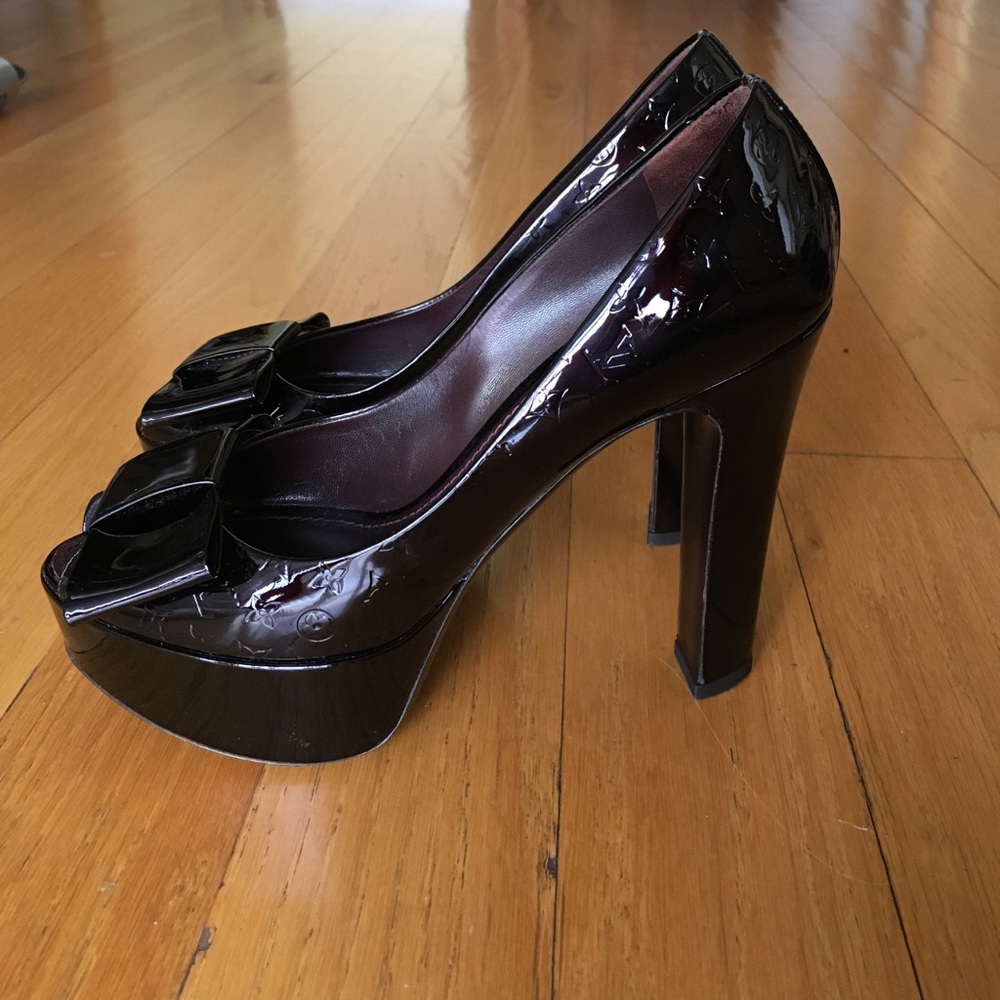 Louis Vuitton Patent Platform Pumps in Burgundy
